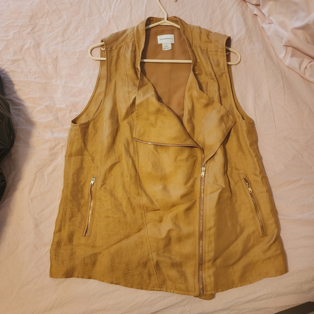 Club Monaco women's moto style vest